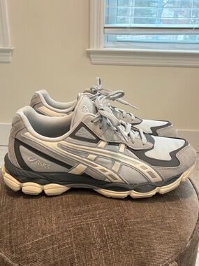 ASICS Gel-NYC 2055